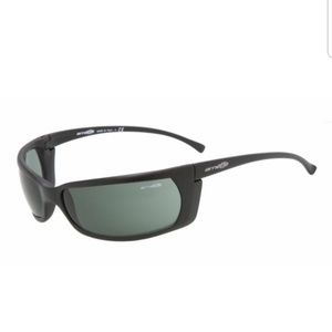 ISO Arnette Swingers